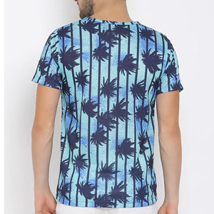 T-shirt personnalisé en tissu sportif avancé offrant confort et respirabilité pour un usage quotidien - Product Image 4