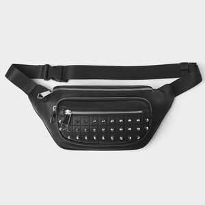 Riñonera Unisex Estilo Punk Negra de PU con Remaches, Cierre de Cremallera, Forma de Barril, para Uso Diario - Product Image 1