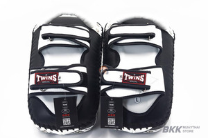 Professional Curved Kick <b>Shield</b> for Boxing Muay Thai MMA Training High Density Impact Absorption Coaching Equipment - Product Image 4