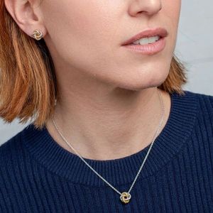Collar con Colgante Geométrico de Dos Tonos, Joyería de Latón Trenzado, Bajo MOQ, Venta al Por Mayor - Product Image 2