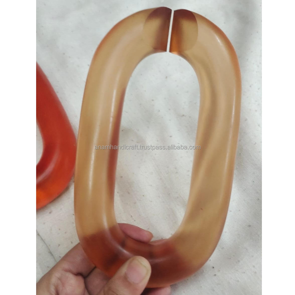 customized color Available