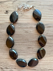 Collier en résine artisanale, bijoux modernes en résine époxy, collier élégant et tendance, cadeau pour femmes - Product Image 4