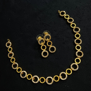 Ensemble de bijoux de mariée en diamant américain classique Collier et boucles d'oreilles en deux pièces pour mariage Style classique à la mode - Product Image 1