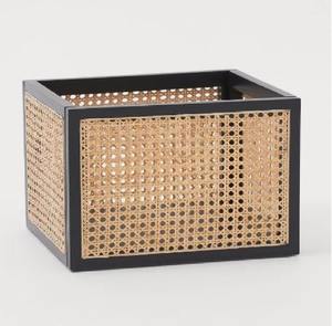 Cesta de Almacenamiento de Ratán con Marco de Madera Oscura, Organizador Elegante y Funcional, Ideal para la Sala de Estar, el Dormitorio y la Cuarto de Almacenamiento - Product Image 1