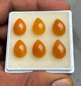 พลอยอะเวนเจอรีนสีเหลืองทรงหยดน้ำแบบคาโบชอง รูปทรงลูกแพร์ ขนาดมาตรฐาน พลอยธรรมชาติแบบเม็ดเดี่ยว สำหรับทำเครื่องประดับ - Product Image 1