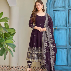 Presentando el Nuevo Conjunto Completo de Vestido de Seda con Dupatta y Pantalón, Listo para Usar, Sin Arrugas, Ideal para Bodas y Fiestas - Product Image 1