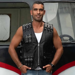 Gilet de cavalier élégant en cuir de vachette réglable en peau de vache de haute qualité pour hommes - Product Image 2