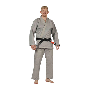 Premium Quality Lightweight Custom Karate Uniform for Martial Arts Training Quick Dry Breathable Fabric Customizable Color Size - Product Image 4