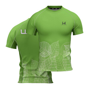 T-shirt de sport athlétique respirant à col rond et coupe ajustée pour homme, personnalisé par sublimation, à manches courtes, idéal pour la gym et les loisirs, avec évacuation de l'humidité - Product Image 1