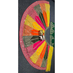 Lancement du travail de broderie en miroir véritable évasé de 5 mètres Lehenga, qualité exceptionnelle avec couches de canette et de toile, un fus parfait - Product Image 1