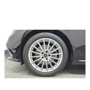 Mercedes-Benz Clase E E250 Exclusive 2023, 9,139 km, Caja de Cambios Automática, Cámara Trasera, Asientos de Cuero, Volante a la Izquierda - Product Image 5