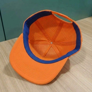 หมวกกอล์ฟ 5 แผงแบบกำหนดเอง OEM ODM ตัดด้วยเลเซอร์ โลโก้สั่งทำได้ ปรับขนาดได้ เหมาะสำหรับกิจกรรมกลางแจ้ง รับผลิตแบรนด์ส่วนตัว MOQ ต่ำ สั่งซื้อจำนวนมากได้ - Product Image 6