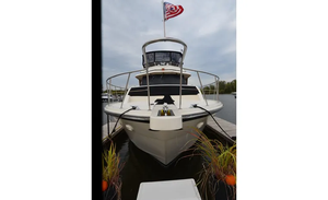 1990 J-e-f-f-e-r-s-o-n 52 M-a-r-q-u-a-s-s-a D-e-s-i-r-a-b-l-e S-t-a-r-b-o-a-r-d D-i-n-e-t-t-e - Product Image 3