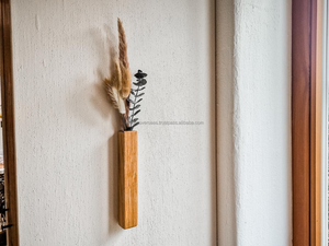 Vase mural minimaliste en bois, porte-fleurs mural en bois naturel pour la décoration moderne de la maison - Product Image 5