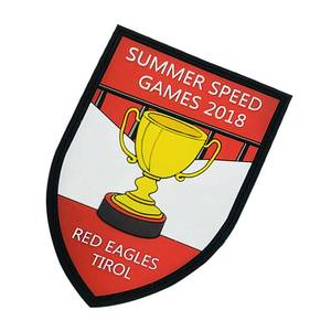 Patch en caoutchouc à coudre avec fermeture auto-agrippante, gaufré 3D, forme irrégulière, écologique, rouge, Summer Speed Games 2018 Tirol - Product Image 1