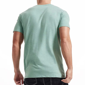 บริการ OEM เสื้อยืดโอเวอร์ไซส์สีพื้นแบบเรียบง่ายสำหรับผู้ชาย พร้อมโลโก้สั่งทำ และเสื้อยืดแห้งเร็ว - Product Image 2