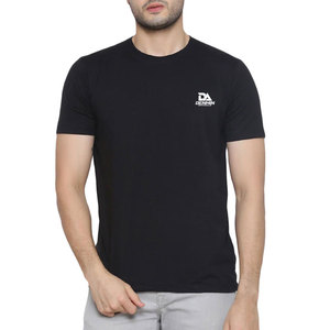 เสื้อยืดผู้ชาย Trend Forward ผ้าพรีเมียม สวมใส่สบาย ยืดหยุ่นได้ดี และมีสไตล์สะดุดตา - Product Image 1