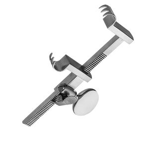 Venta al por mayor: Pinza quirúrgica manual de trinquete con tornillo de mariposa grande, brazos largos, de acero inoxidable de alta calidad para cirugía general - Product Image 2