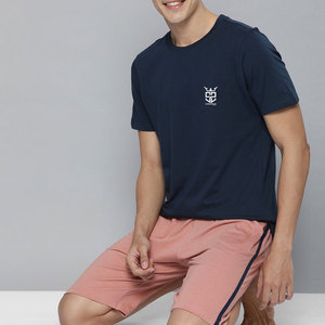 Conjunto de Pantalones Cortos de Algodón 100% para Uso Casual, Camisetas Transpirables y Duraderas con Pantalones Cortos a Juego, Hecho en Pakistán - Product Image 3