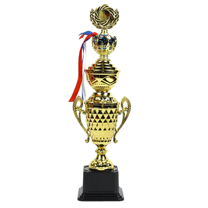 Coupe de trophée de championnat finition or premium avec poignées ornementales, couronne sur le dessus et design décoratif pour les compétitions sportives - Product Image 5
