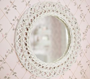 Espejo de Pared Redondo de Mimbre Blanco, Estilo Rústico Boho, Decoración para Dormitorio o Cuarto de Niños, Venta al Por Mayor OEM - Product Image 3