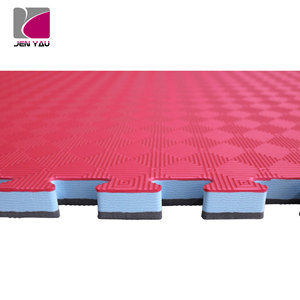 Interlocking New Grid Design Mat 100x100cm 20mm UKAS Approved for Fitness Center Dojo - Product Image 2