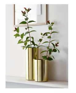 แจกันเหล็กบนโต๊ะแจกันดอกไม้สีทองสำหรับงานแต่งงานและงานปาร์ตี้สีเงินขัดเงาและถูกทุบโดยอุตสาหกรรม azora - Product Image 1