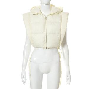 Women's Lightweight <b>Crop</b> <b>Puffer</b> <b>Jacket</b> Zipper Closure Embroidery Logo Windproof Eco-Friendly Polyester Detachable Collar - Product Image 4