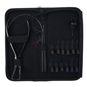 Kit d'outils portables noirs pour extensions de cheveux avec pince de retrait de micro-anneaux, crochet de tirage, aiguilles courbées et accessoires d'installation - Product Image 1