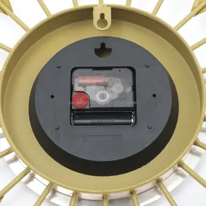 Sculpture murale ronde en métal de luxe minimaliste, style moderne, œuvre d'art pour la décoration de la maison, fabriquée en Inde, Zahid Exports - Product Image 6