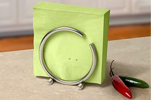 Porte-serviettes élégant et moderne en métal peint pour la décoration de table, organisateur élégant pour la salle à manger et la cuisine - Product Image 5