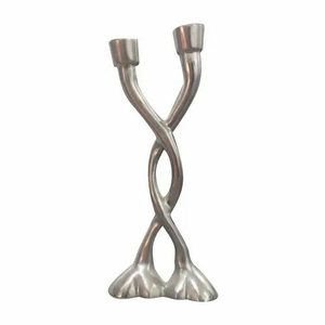 Candelabro Moderno de Aluminio Trenzado, Portavelas Doble de Metal Decorativo para Decoración del Hogar - Product Image 1