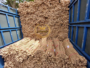 Jacinto de agua seca natural hecho a mano Cuerda trenzada Ancho personalizado 10m Longitud Empaquetado de Vietnam - Product Image 3