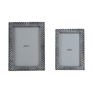 Cadre photo en métal design, couleur argent, simple face, en aluminium et verre, pour photos - Product Image 1