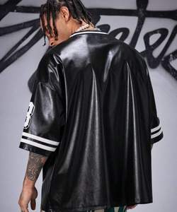 Maillot en cuir PU surdimensionné personnalisé pour homme, streetwear, manches courtes, impression de numéro, OEM ODM, vente en gros - Product Image 2