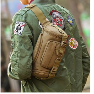 Bolsa Tática Masculina Impermeável em Material Oxford com Zíper Curto Antifurto para Pesca e Camping - Product Image 3