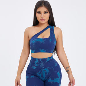 Ensemble 2 pièces de vêtements de yoga et de fitness pour femmes : Soutien-gorge de sport taille mi-haute et leggings, personnalisable avec logo, séchage rapide, respirant, écologique - Product Image 1