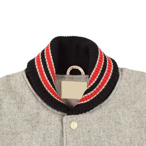 Chaqueta Varsity de Béisbol para Hombre, Estilo Urbano, Personalizada, con Mangas de Cuero y Bordado Chenille, Venta al Por Mayor - Product Image 4