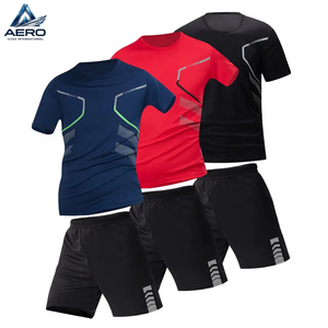 Ensemble de tenue de course à pied respirant et anti-transpiration à séchage rapide pour activités de plein air, comprenant un t-shirt de compression à col rond et un short - Product Image 1