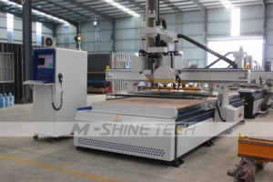 Sistema CNC de Anidamiento ATC 1530 de Alta Resistencia con Cuchilla Vibratoria CCD, Sistema de Control CNC, Corte de un Solo Clic y Eliminación <span class=keywords><strong>Secundaria</strong></span> de Polvo - Product Image 2