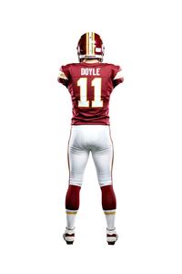 Uniforme de football américain respirant tendance en couleur bordeaux, services OEM acceptés, nom d'équipe personnalisé sur le maillot - Product Image 3