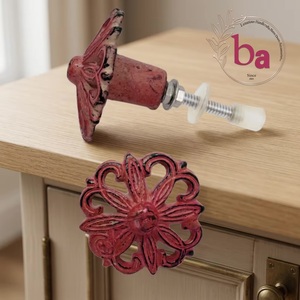 Poignée de meuble en céramique rouge vieillie motif floral, design industriel, pour armoire, maison, bureau, salon, salle à manger - Product Image 1