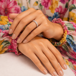 Anillo de media eternidad con forma de corazón de moissanita para mujer, plata 925, diamante redondo, joyería romántica para boda - Product Image 4