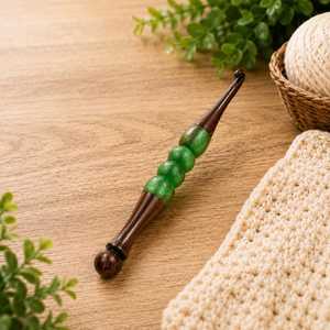 Crochets en bois durables faits à la main Curio Craft avec perles en résine verte 3,5 mm-6 mm, outils de tricot d'art populaire pour les loisirs créatifs DIY - Product Image 5