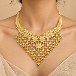 Ensemble collier et boucles d'oreilles florales plaquées or pour femmes |   Bijoux de mariage indiens traditionnels, tendance, pour les mariages et les fêtes - Product Image 4