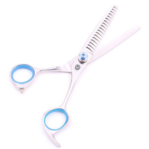 Ciseaux à cils professionnels Ovexa Surgical 10 mm, ciseaux de barbier, pointe lisse, prise en main parfaite, acier inoxydable durable, expédition immédiate, salon - Product Image 3