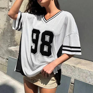 เสื้อฟุตบอลตาข่ายสีขาวสำหรับผู้หญิง คอวี แขนสั้น ระบายอากาศได้ดี ทรงหลวม พิมพ์หมายเลขทีม 98 ชุดกีฬา - Product Image 1