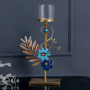 Porte-bougie en métal élégant de qualité supérieure, idéal pour les occasions festives, les centres de table pour la maison et le jardin ou les thèmes de décoration sophistiqués - Product Image 2