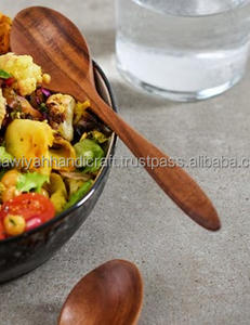 Venta de la mejor calidad en cuchara de madera Premium para cocinar cuchara de madera Premium utensilios de cocina hechos a mano a bajo precio - Product Image 1