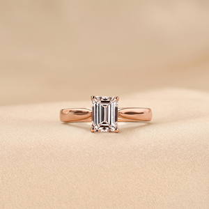 Bague solitaire en diamant de laboratoire taille émeraude |   Bague de fiançailles en or 14 carats, bijoux de mariage classiques |   Bague élégante en diamant pour femmes - Product Image 6